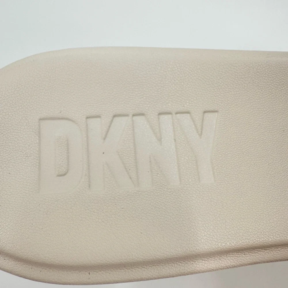 DKNY Alvy Studded Square Toe Platform Wedge Slip On Leather Slides Size 7M
